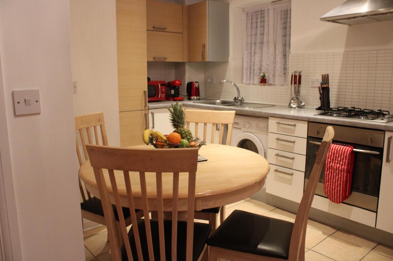 Eldridge Court Apartment Dagenham Extérieur photo